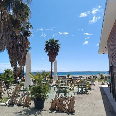 Lamberti Beach Apartment - 150 M From The Sea - Just Renewed - Wifi Savona Zewnętrze zdjęcie