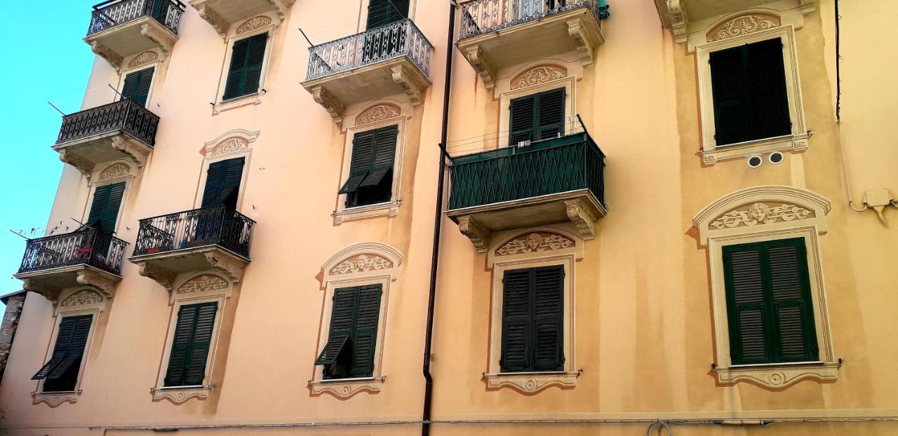 Lamberti Beach Apartment - 150 M From The Sea - Just Renewed - Wifi Savona Zewnętrze zdjęcie