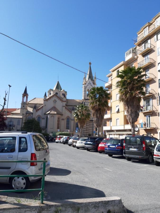 Lamberti Beach Apartment - 150 M From The Sea - Just Renewed - Wifi Savona Zewnętrze zdjęcie