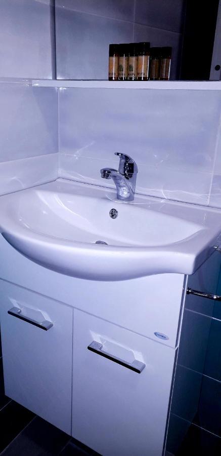 Lamberti Beach Apartment - 150 M From The Sea - Just Renewed - Wifi Savona Zewnętrze zdjęcie