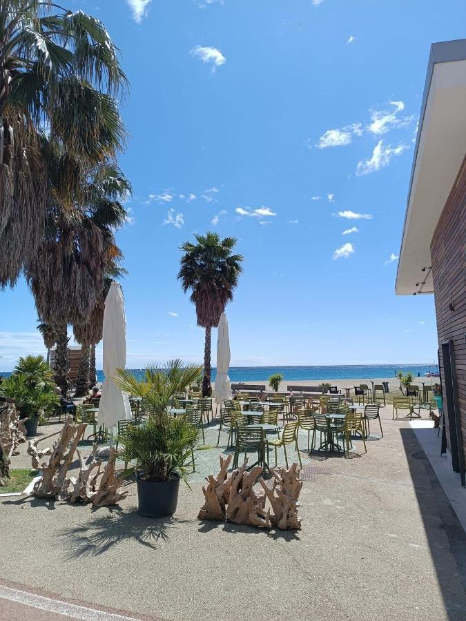 Lamberti Beach Apartment - 150 M From The Sea - Just Renewed - Wifi Savona Zewnętrze zdjęcie